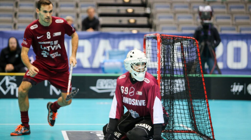 Jānim Salcevičam vakar spīdošs mačs Latvijas izlases vārtos
Foto: Ritvars Raits, Floorball.lv