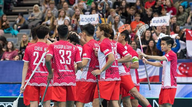 Singapūras izlases uzvarā pār Japānu noraudzījās vairāk kā 6300 līdzjutēju
Foto: IFF Floorball