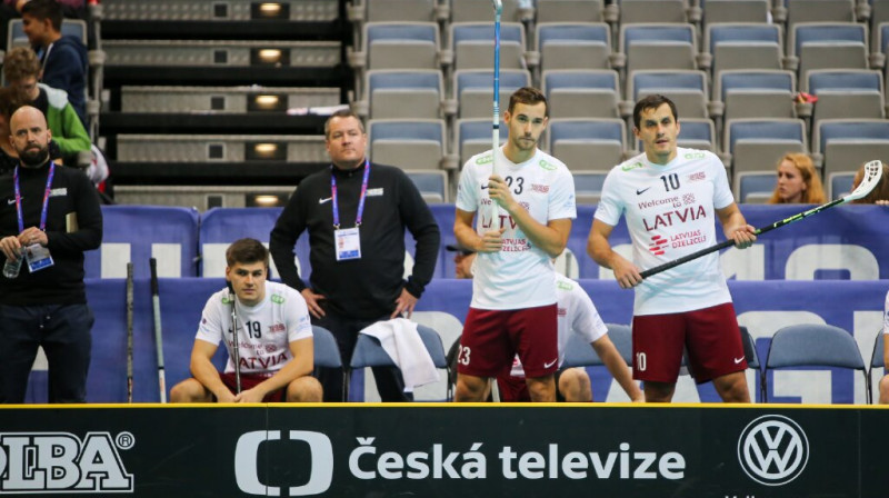 Šodien Latvijas izlasei nepieciešama tikai uzvara, lai neatkristu ļoti tālu no pasaules vadošajiem
Foto: Ritvars Raits, Floorball.lv