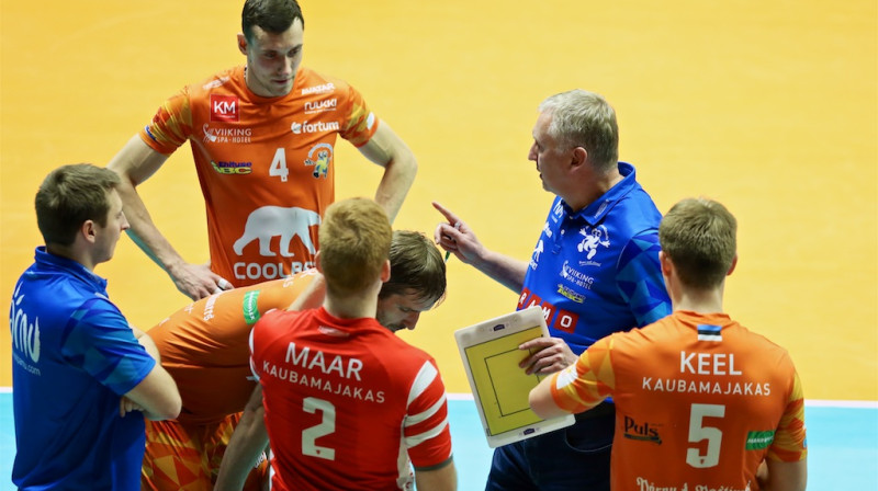 Pērnavieši apspriedē
Foto: cev.lu