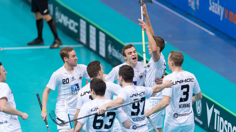 Vācieši pēc uzvaras pār dāņiem nodrošinājuši vismaz sesto vietu un iespēju vēlreiz tikties ar Latviju
Foto: IFF Floorball