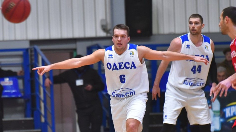 Mārcis Vītols un Arnolds Helmanis. Foto: bcdynamo.odessa.ua