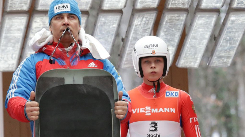 Alberts un Viktorija Demčenko. Foto: EPA/Maxim Shipenkov