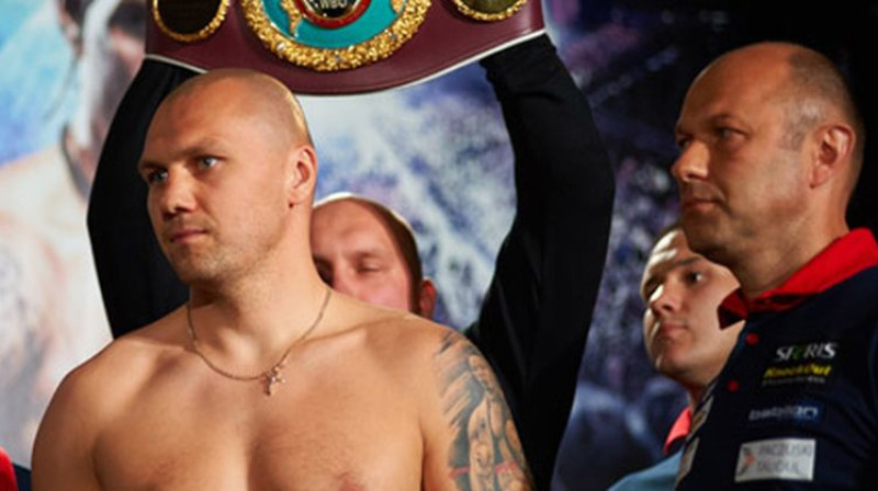 Kšištofs Glovackis ar savu pirmo un joprojām vienīgo profesionālo treneri Fjodoru Lapinu. Foto: KnockOut Promotions