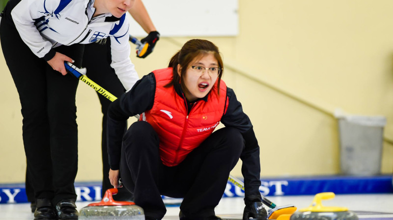 No kreisās puses: Ona Kauste (Somijas izlases skips), Ji Mei (Ķīnas izlases skips)
Foto: WCF/Clare Toia-Bailey
