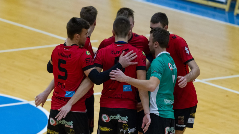 "Iekost" rakveriešiem šoreiz OC "Limbaži"/MSĢ volejbolistiem neizdevās.
Foto: OC "Limbaži"/MSĢ