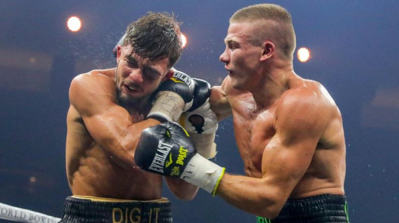 Ivans Barančiks (pa labi) Supersērijas ceturtdaļfinālā. Foto: USA Today Sports/Scanpix