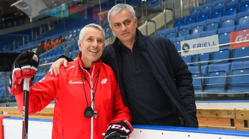 Bobs Hārtlijs un Žuzē Morinju. Foto: HC Avangard