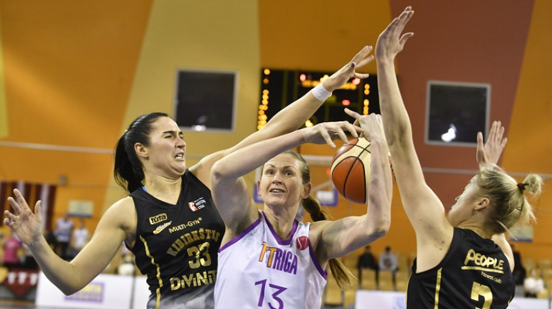 Aija Brumermane: labākā sezona Eirolīgā. Foto: Romāns Kokšarovs, f64