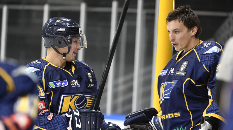 Konstantīns Puškarjovs un Uldis Čalpa. Foto: Romāns Kokšarovs, f64