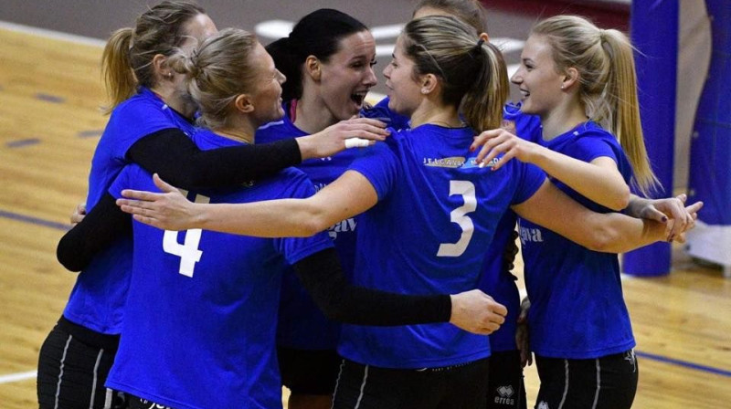 Pamatturnīru ar uzvaru noslēdza VK "Jelgava" spēlētājas
Foto: VK "Jelgava"