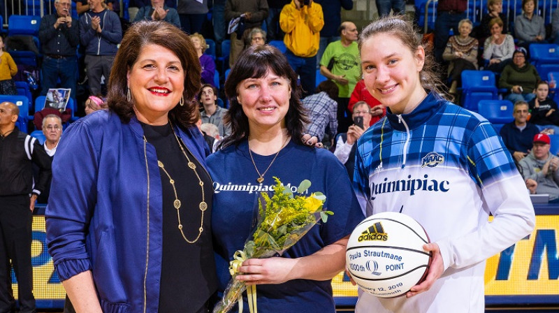 Patriša Fabri, Signe Strautmane un Paula Strautmane 2019. gada 23. februārī Hemdenā, Konektikutā. Foto: Quinnipiac