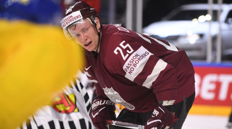 Andris Džeriņš. Foto: Romāns Kokšarovs, f64