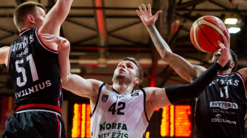 Lietuvas vicelīdere "Rytas" netika galā ar pastarīti "Nevežis". Foto: www.lkl.lt