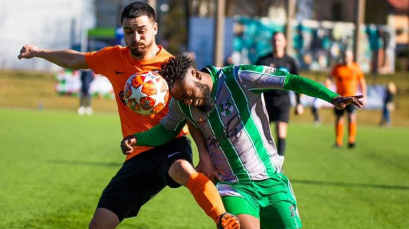 Lulū Pamā spēlē pret "New Project". Foto: No spēlētāja "Facebook" mājaslapas