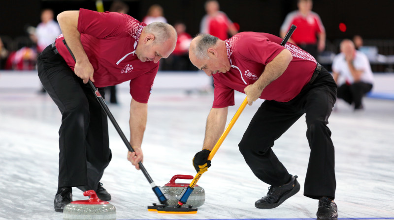 Aivars Purmalis, Aivars Gulbis
Latvijas senioru vīriešu izlases spēlētāji
Foto: WCF/Alina Pavlyuchik
