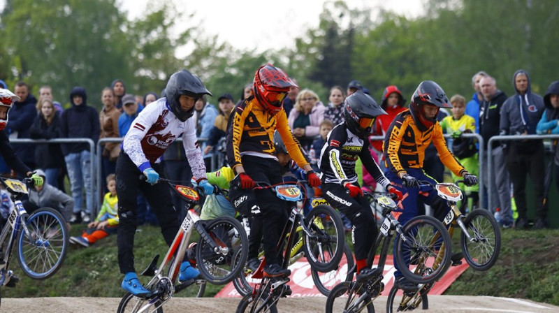 SMScredit.lv BMX čempionāta sezona sākusies Jelgavā
Foto: Sanda Tūtere