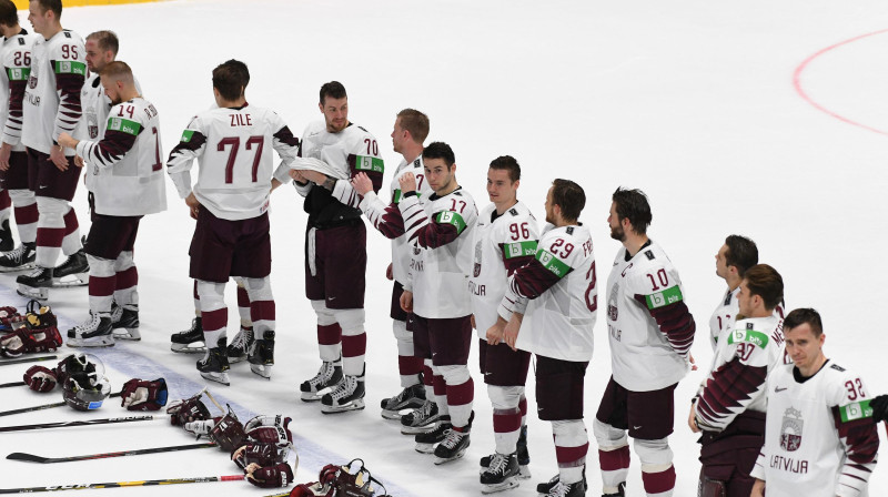 Latvijas hokeja izlase pēc uzvaras pār Itāliju. Foto: Sputnik/Scanpix