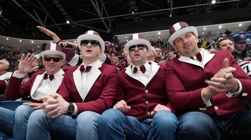 Latvijas atbalstītāji 2019. gada 14. maijā Bratislavā. Foto: Romāns Kokšarovs, f64