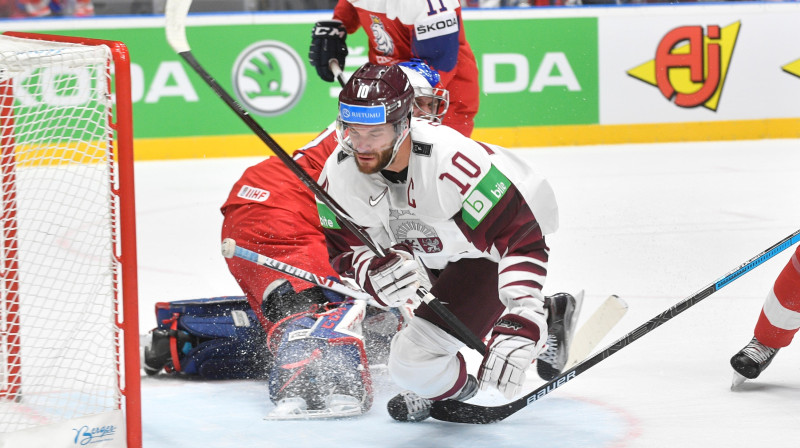 Lauris Dārziņš guva izcilus vārtus, bet uzvarai ar to izrādījās par maz. Foto: Romāns Kokšarovs/F64