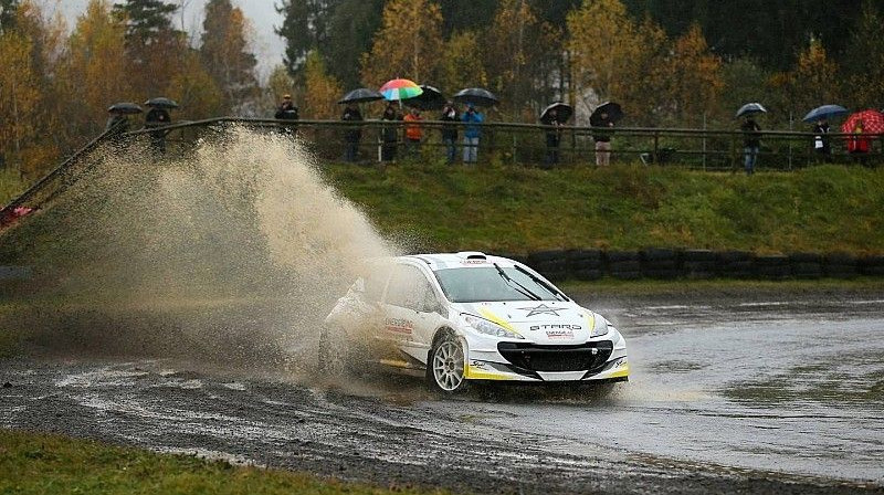 STARD uzbūvētais četru riteņu piedziņas elektriskais rallijkrosa auto. Foto: Motorsport.com