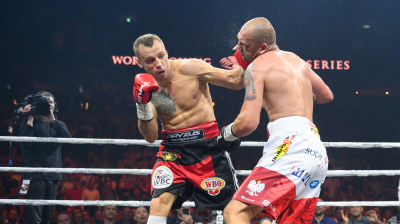 Mairis Briedis un Kšištofs Glovackis. Foto: Vladislavs Proškins, f64