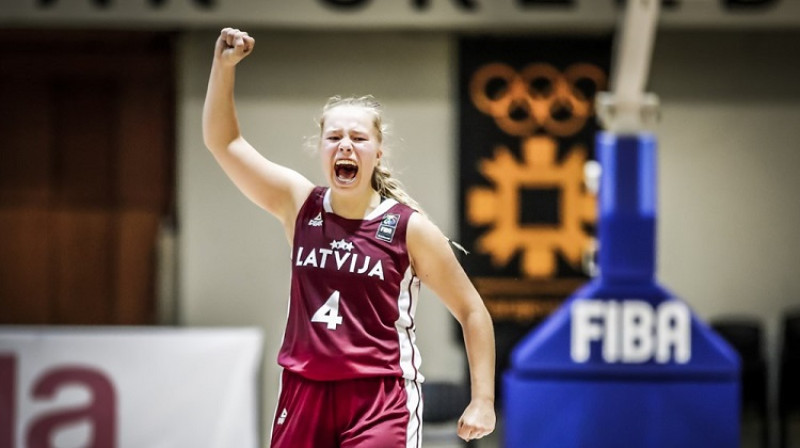 Jete Nulle: pieci tālmetieni uzvarā pār Poliju. Foto: FIBA