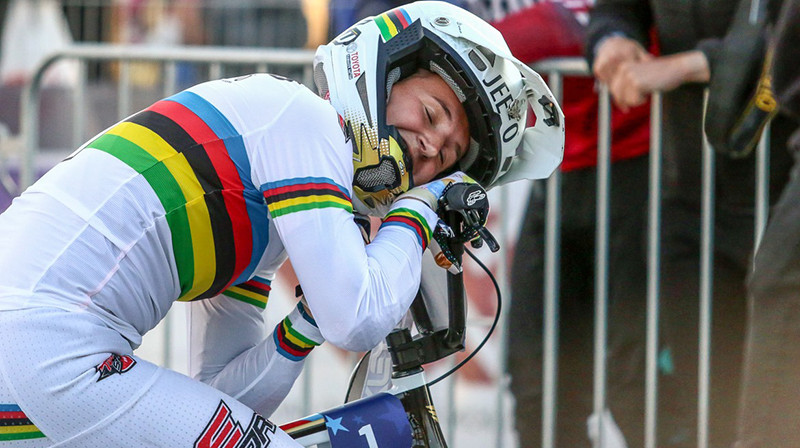 Laura Smuldersa pēc uzvaras Eiropas čempionātā Valmierā. Foto: Jānis Līgats