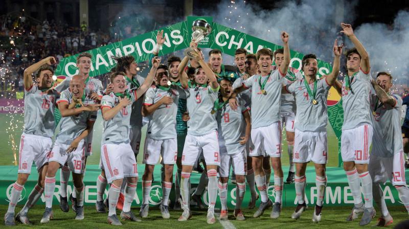 2019. gada Eiropas U19 čempione - Spānijas izlase. Foto: AFP/Scanpix