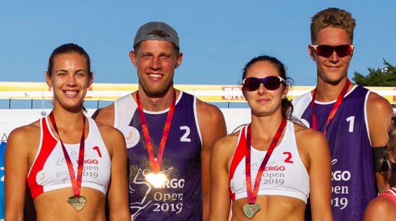 2019. gada LČ zelta medaļnieki - Tīna Graudiņa, Aleksandrs Solovejs, Anastasija Kravčenoka, Mihails Samoilovs. Foto: LVF