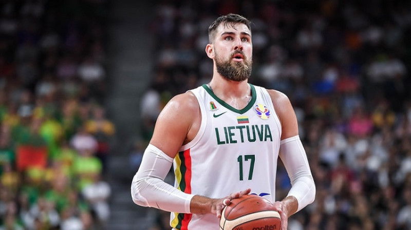 Jons Valančūns. Foto: FIBA