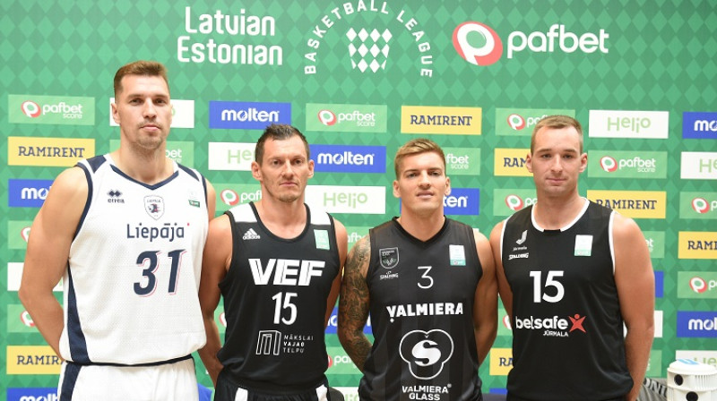 Andrejs Šeļakovs, Jānis Blūms, Edmunds Elksnis, Uģis Pinete. Foto: Romāns Kokšarovs, f64