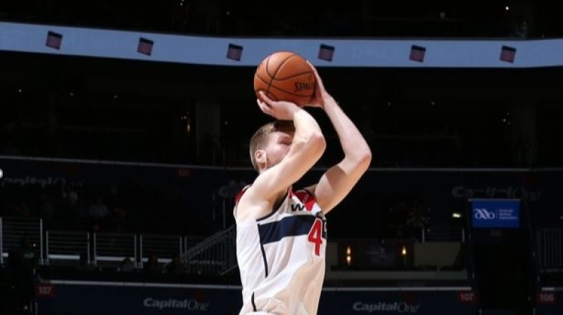 Dāvis Bertāns. Foto:Stephen Gosling/NBAE