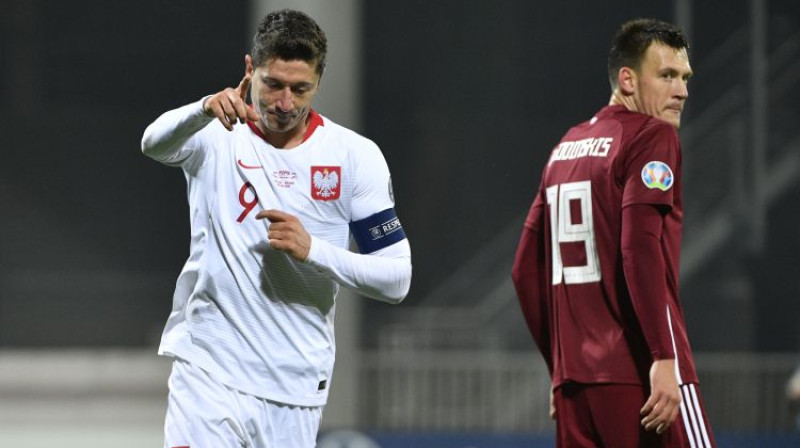 Roberts Levandovskis un Vitālijs Jagodinskis. Foto: Romāns Kokšarovs/F64