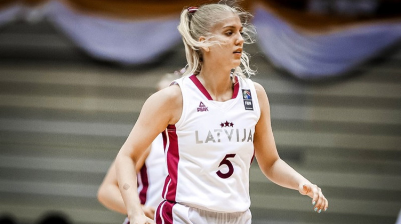 Elizabete Zumenta uzvarā pār Tallinas Universitāti iemeta 7 no 9 trīspunktu metieniem. Foto: FIBA