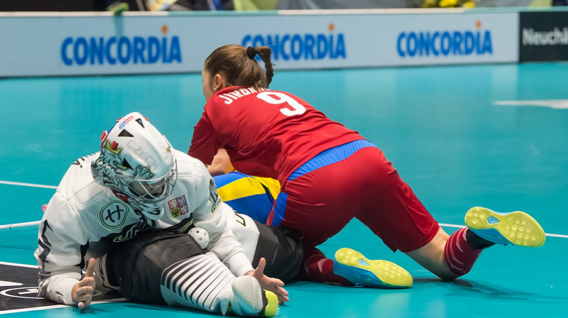 Čehijas izlase sargā savus vārtus
Foto: IFF Floorball