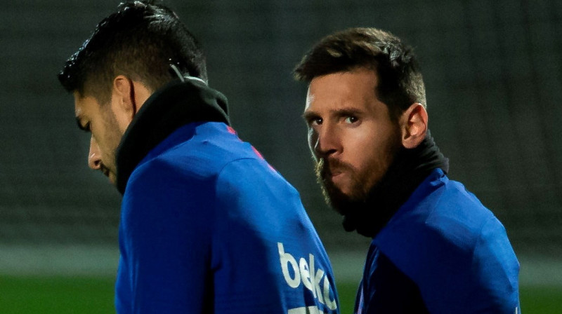 "Barcelona" līderi Lionels Mesi (no labās) un Luiss Svaress. Foto: EPA/Scanpix