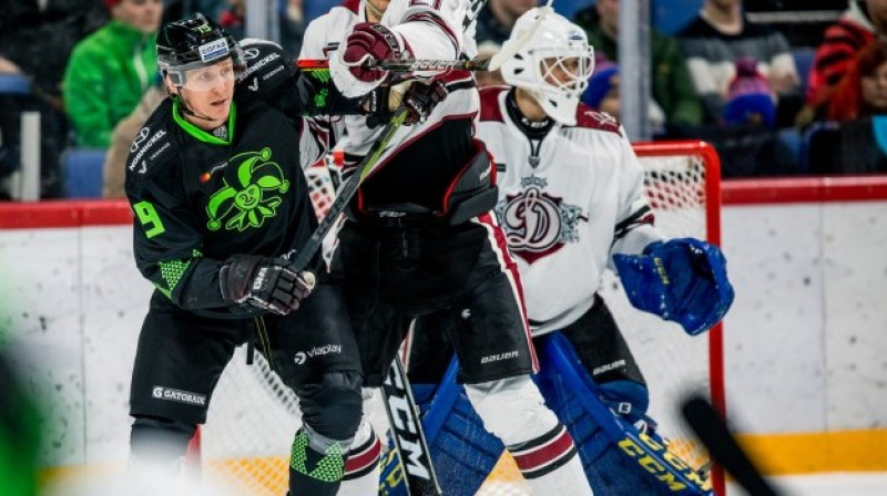 Jānis Voris ''Dinamo'' vārtos. Foto: jokerit.com