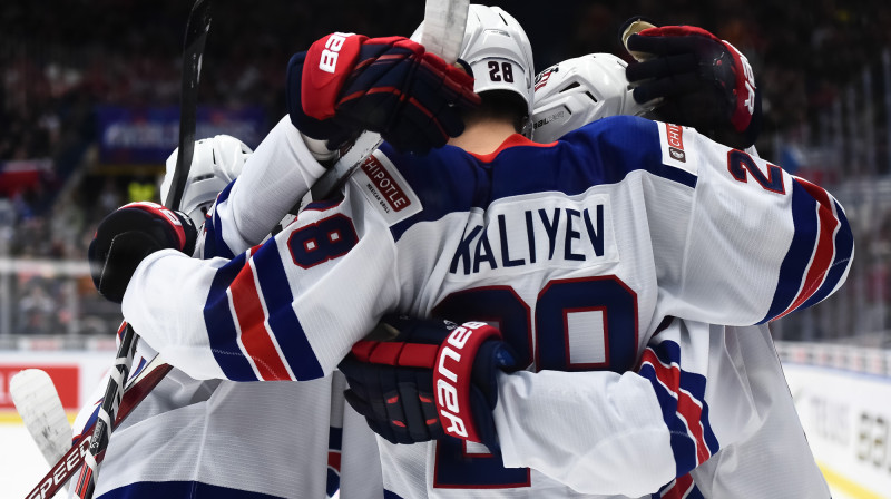 ASV hokejistu prieki / Foto: IIHF.com