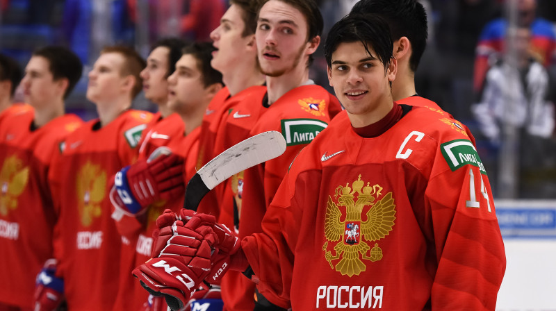 Krievijas izlases kapteinis Grigorijs Deņisenko / Foto: IIHF.com