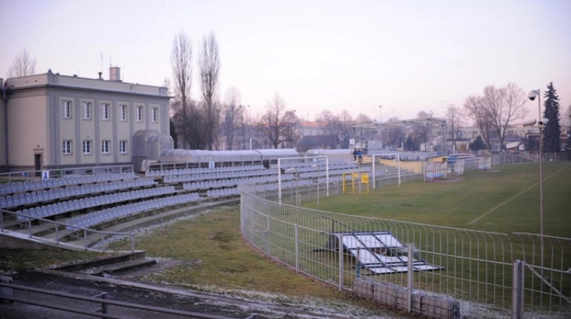 Čenstohovas stadions izskatās drausmīgi. Foto: Rafals Ruseks/PressFocus/Newspix