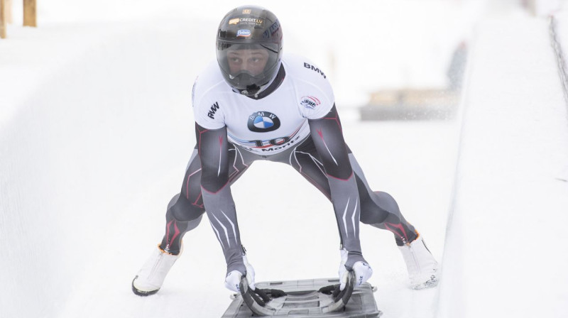 Martins Dunukrs Sanktmoricas finišā. Foto: EPA / Scanpix
