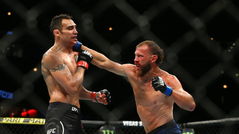 Tonijs Fērgusons un Donalds Serone ir divi no lielākajiem vārdiem ''UFC 249'' cīņu sarakstā. Foto: AFP/Scanpix