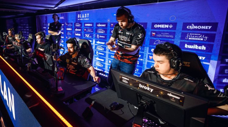 "FaZe Clan" un broky (pa labi). Foto: HLTV