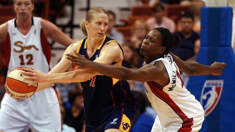Jurgita Štreimikite WNBA spēlē pret "Connecticut Sun". Foto: AP/Scanpix