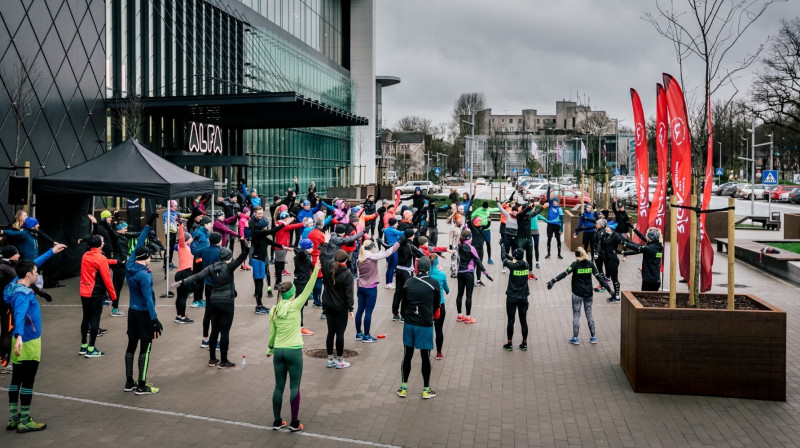 "Rimi" Rīgas maratona sezonas atklāšanas treniņš. Publicitātes foto