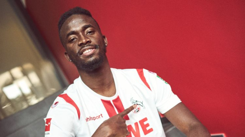 Tolu Arokodare jau jaunās komandas kreklā. Foto: FC Koln