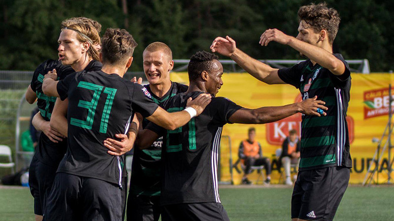 "Audas" futbolisti svin vārtu guvumu. Foto: FK Auda