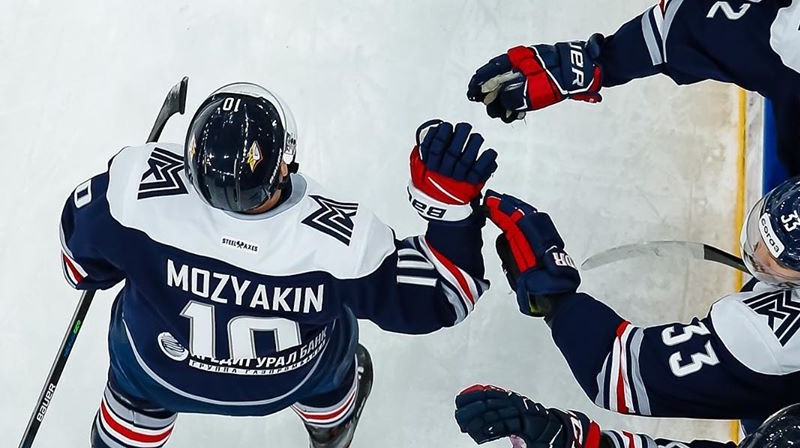 Sergejs Mozjakins nopelnīja pirmo punktu šosezon. Foto: HC Metallurg