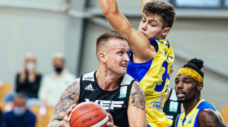 Aigars Šķēle: 21 punkts Latvijas klasikā. Foto: Mikus Kļaviņš